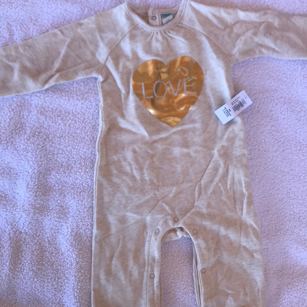 Valentines Onesies♥️